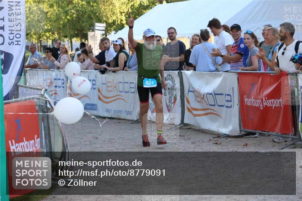 07.09.2025 - 19. Norderstedt Triathlon Zöllner http://msf.ph/oto/8779091 07.09.2025 17:29:01 Ziel  meine-sportfotos.de