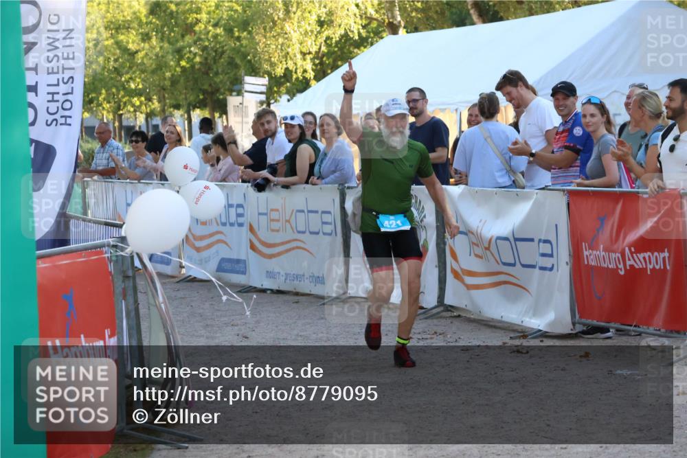 07.09.2025 - 19. Norderstedt Triathlon Zöllner http://msf.ph/oto/8779095 07.09.2025 17:29:01 Ziel  meine-sportfotos.de