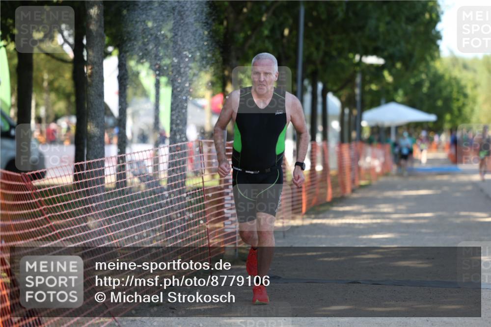 07.09.2025 - 19. Norderstedt Triathlon Michael Strokosch http://msf.ph/oto/8779106 07.09.2025 15:56:24 Laufen 391 meine-sportfotos.de