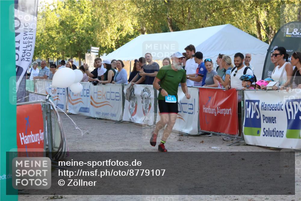 07.09.2025 - 19. Norderstedt Triathlon Zöllner http://msf.ph/oto/8779107 07.09.2025 17:29:02 Ziel 421 meine-sportfotos.de
