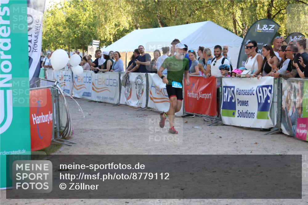 07.09.2025 - 19. Norderstedt Triathlon Zöllner http://msf.ph/oto/8779112 07.09.2025 17:29:02 Ziel 421 meine-sportfotos.de