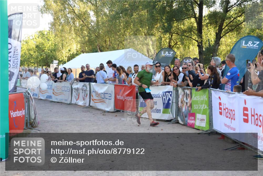 07.09.2025 - 19. Norderstedt Triathlon Zöllner http://msf.ph/oto/8779122 07.09.2025 17:29:03 Ziel 421 meine-sportfotos.de
