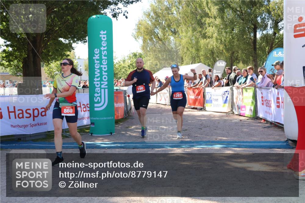 07.09.2025 - 19. Norderstedt Triathlon Zöllner http://msf.ph/oto/8779147 07.09.2025 12:36:48 Ziel 190, 860, 1267, 1319 meine-sportfotos.de