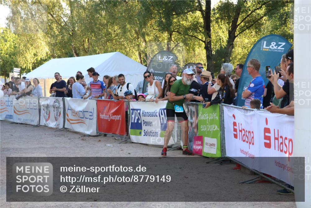 07.09.2025 - 19. Norderstedt Triathlon Zöllner http://msf.ph/oto/8779149 07.09.2025 17:29:04 Ziel 421, 886 meine-sportfotos.de