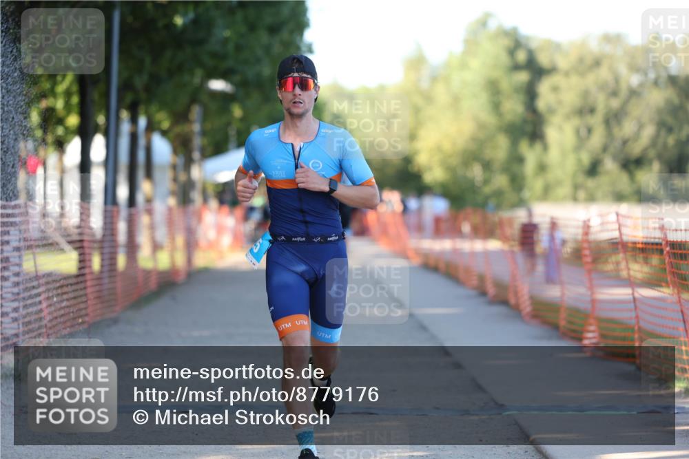 07.09.2025 - 19. Norderstedt Triathlon Michael Strokosch http://msf.ph/oto/8779176 07.09.2025 17:00:56 Laufen 883, 889, 918 meine-sportfotos.de