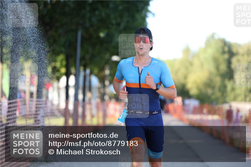 07.09.2025 - 19. Norderstedt Triathlon Michael Strokosch http://msf.ph/oto/8779183 07.09.2025 17:00:56 Laufen 883, 889, 918 meine-sportfotos.de