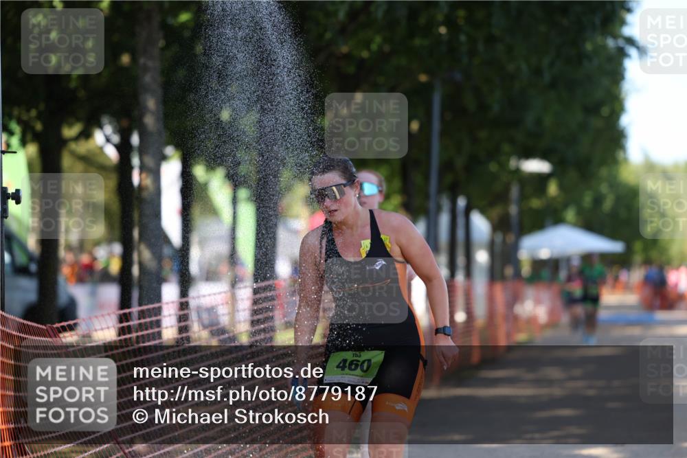 07.09.2025 - 19. Norderstedt Triathlon Michael Strokosch http://msf.ph/oto/8779187 07.09.2025 15:56:40 Laufen 379, 460 meine-sportfotos.de