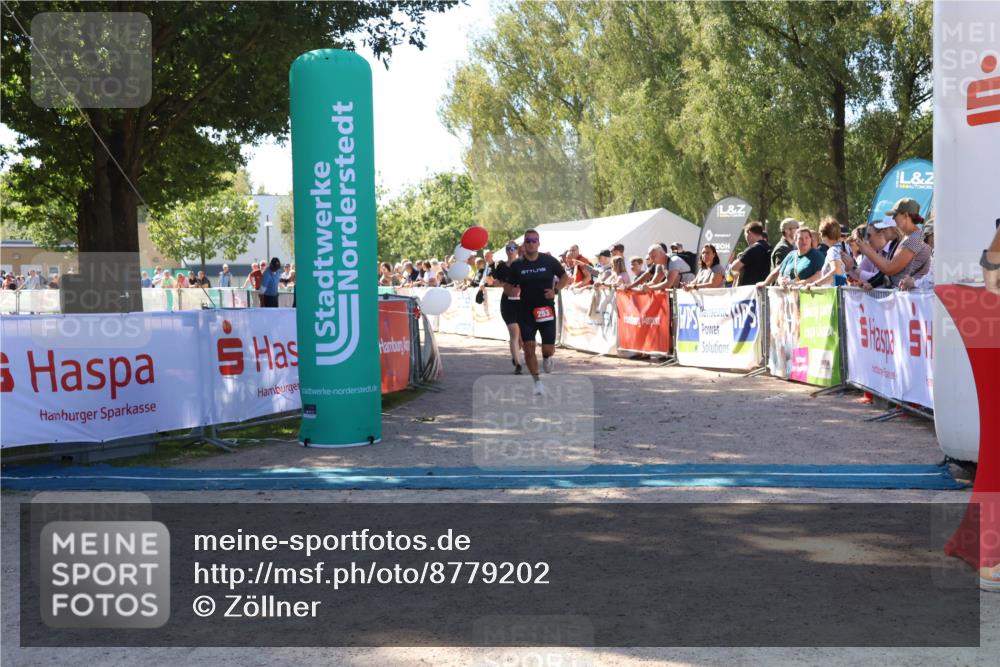 07.09.2025 - 19. Norderstedt Triathlon Zöllner http://msf.ph/oto/8779202 07.09.2025 12:37:34 Ziel 253, 861, 1244 meine-sportfotos.de