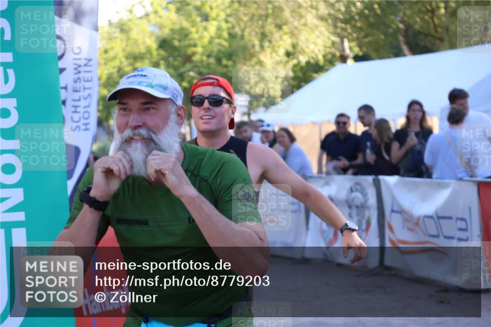 07.09.2025 - 19. Norderstedt Triathlon Zöllner http://msf.ph/oto/8779203 07.09.2025 17:29:09 Ziel 421, 886 meine-sportfotos.de