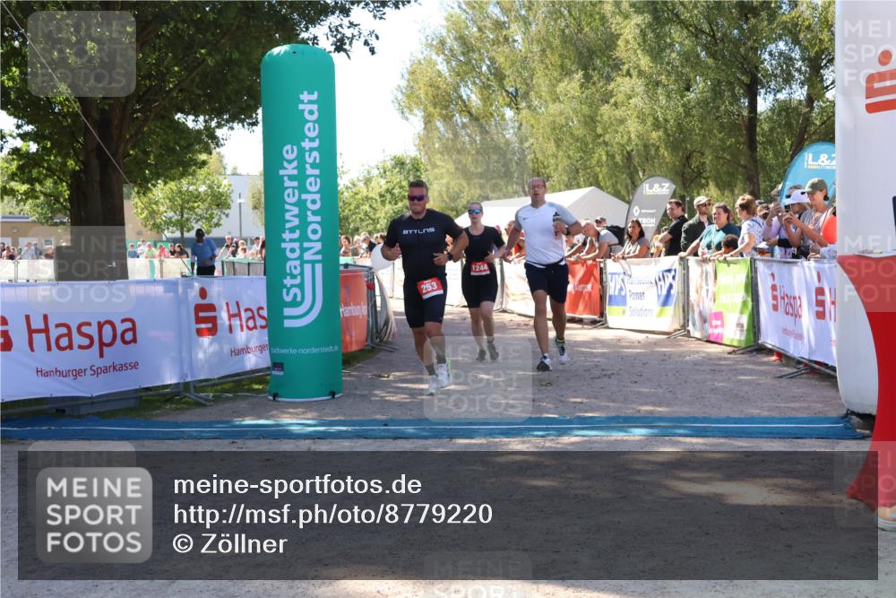07.09.2025 - 19. Norderstedt Triathlon Zöllner http://msf.ph/oto/8779220 07.09.2025 12:37:35 Ziel 253, 719, 861, 1244 meine-sportfotos.de