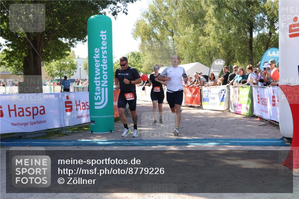 07.09.2025 - 19. Norderstedt Triathlon Zöllner http://msf.ph/oto/8779226 07.09.2025 12:37:36 Ziel 253, 280, 719, 861, 1244 meine-sportfotos.de