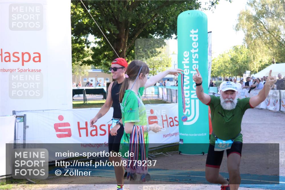 07.09.2025 - 19. Norderstedt Triathlon Zöllner http://msf.ph/oto/8779237 07.09.2025 17:29:11 Ziel 421, 886 meine-sportfotos.de