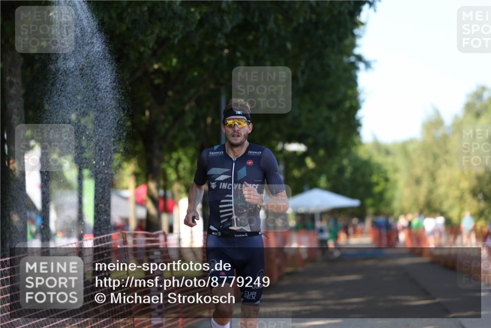 07.09.2025 - 19. Norderstedt Triathlon Michael Strokosch http://msf.ph/oto/8779249 07.09.2025 15:57:13 Laufen 1433 meine-sportfotos.de
