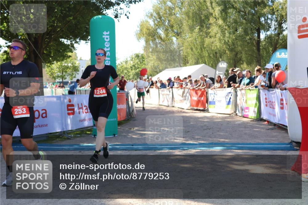 07.09.2025 - 19. Norderstedt Triathlon Zöllner http://msf.ph/oto/8779253 07.09.2025 12:37:37 Ziel 253, 280, 719, 861, 1244 meine-sportfotos.de