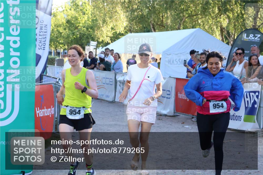 07.09.2025 - 19. Norderstedt Triathlon Zöllner http://msf.ph/oto/8779265 07.09.2025 17:29:54 Ziel 954 meine-sportfotos.de