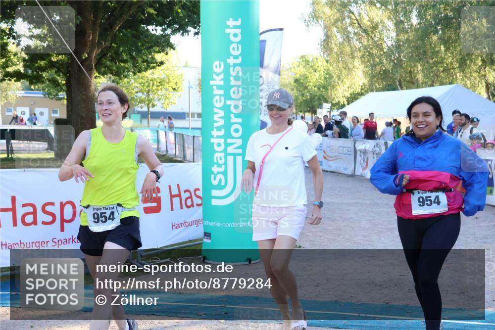 07.09.2025 - 19. Norderstedt Triathlon Zöllner http://msf.ph/oto/8779284 07.09.2025 17:29:55 Ziel 954 meine-sportfotos.de