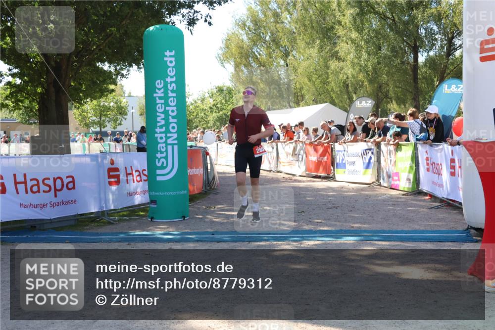 07.09.2025 - 19. Norderstedt Triathlon Zöllner http://msf.ph/oto/8779312 07.09.2025 12:37:41 Ziel 253, 280, 719, 861, 1244 meine-sportfotos.de