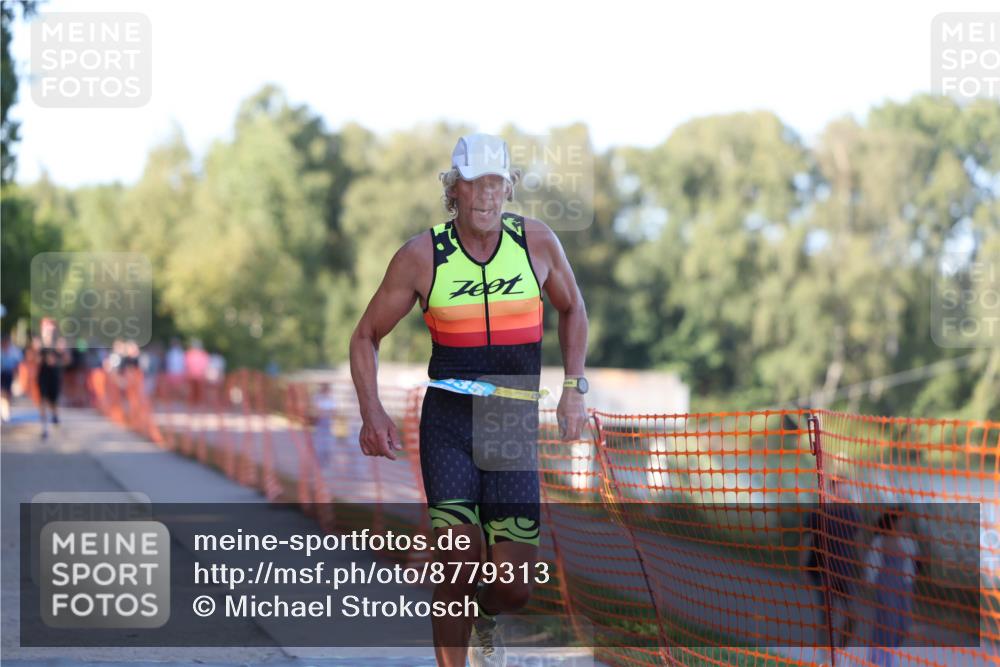 07.09.2025 - 19. Norderstedt Triathlon Michael Strokosch http://msf.ph/oto/8779313 07.09.2025 17:01:21 Laufen 1435 meine-sportfotos.de