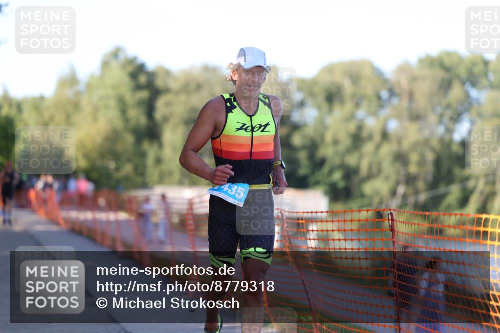 07.09.2025 - 19. Norderstedt Triathlon Michael Strokosch http://msf.ph/oto/8779318 07.09.2025 17:01:21 Laufen 1435 meine-sportfotos.de