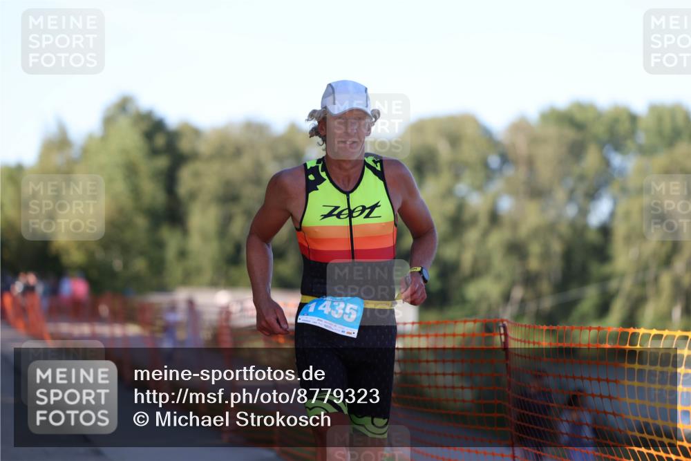 07.09.2025 - 19. Norderstedt Triathlon Michael Strokosch http://msf.ph/oto/8779323 07.09.2025 17:01:22 Laufen 1435 meine-sportfotos.de