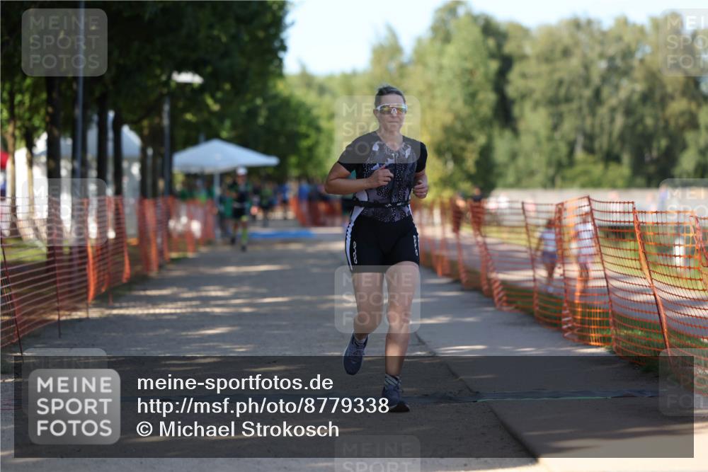 07.09.2025 - 19. Norderstedt Triathlon Michael Strokosch http://msf.ph/oto/8779338 07.09.2025 15:57:50 Laufen 887 meine-sportfotos.de