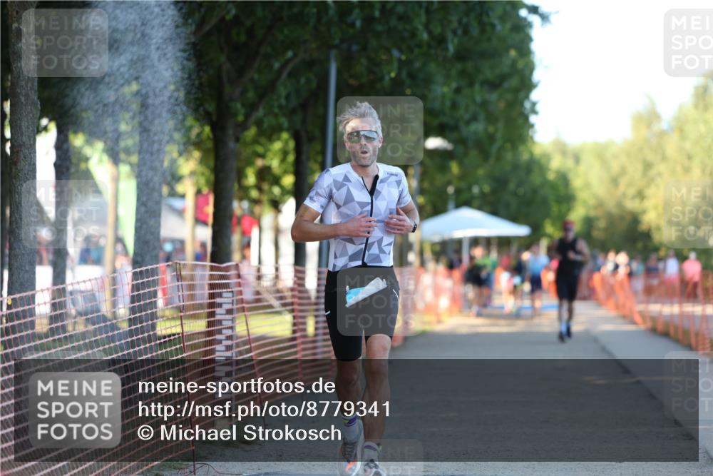 07.09.2025 - 19. Norderstedt Triathlon Michael Strokosch http://msf.ph/oto/8779341 07.09.2025 17:01:26 Laufen  meine-sportfotos.de