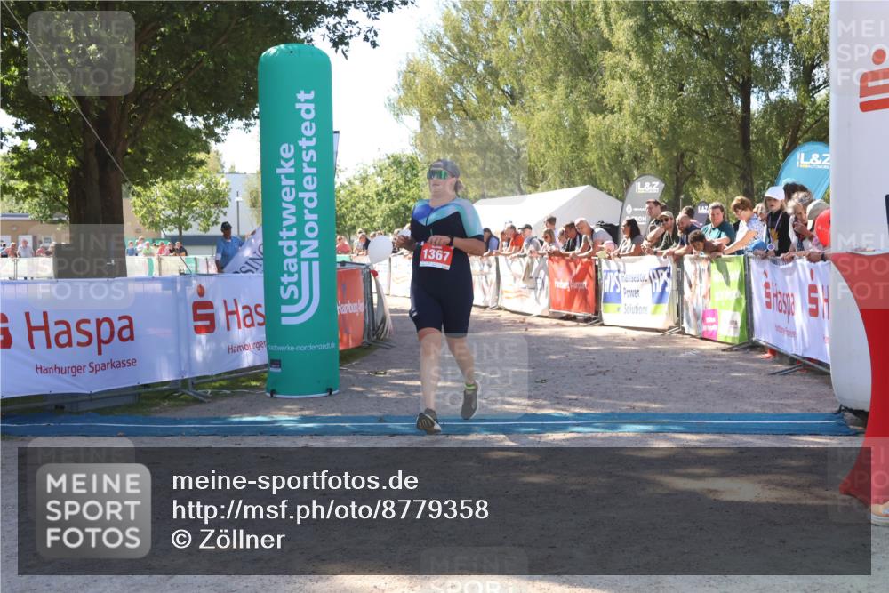 07.09.2025 - 19. Norderstedt Triathlon Zöllner http://msf.ph/oto/8779358 07.09.2025 12:37:52 Ziel 1367 meine-sportfotos.de
