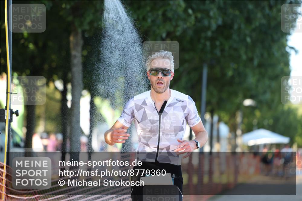 07.09.2025 - 19. Norderstedt Triathlon Michael Strokosch http://msf.ph/oto/8779360 07.09.2025 17:01:27 Laufen  meine-sportfotos.de