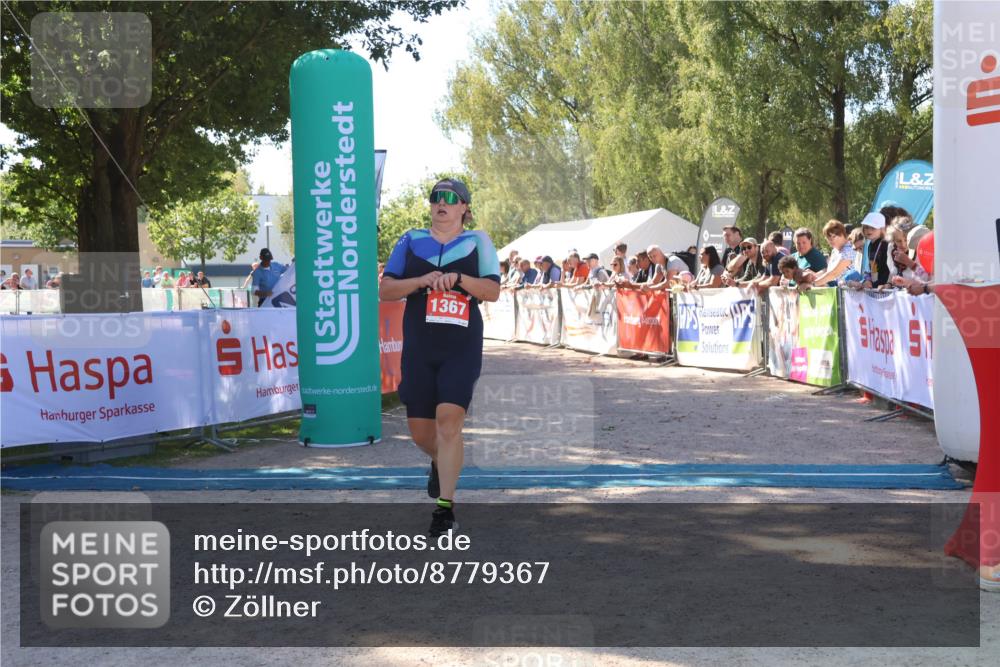 07.09.2025 - 19. Norderstedt Triathlon Zöllner http://msf.ph/oto/8779367 07.09.2025 12:37:52 Ziel 1367 meine-sportfotos.de