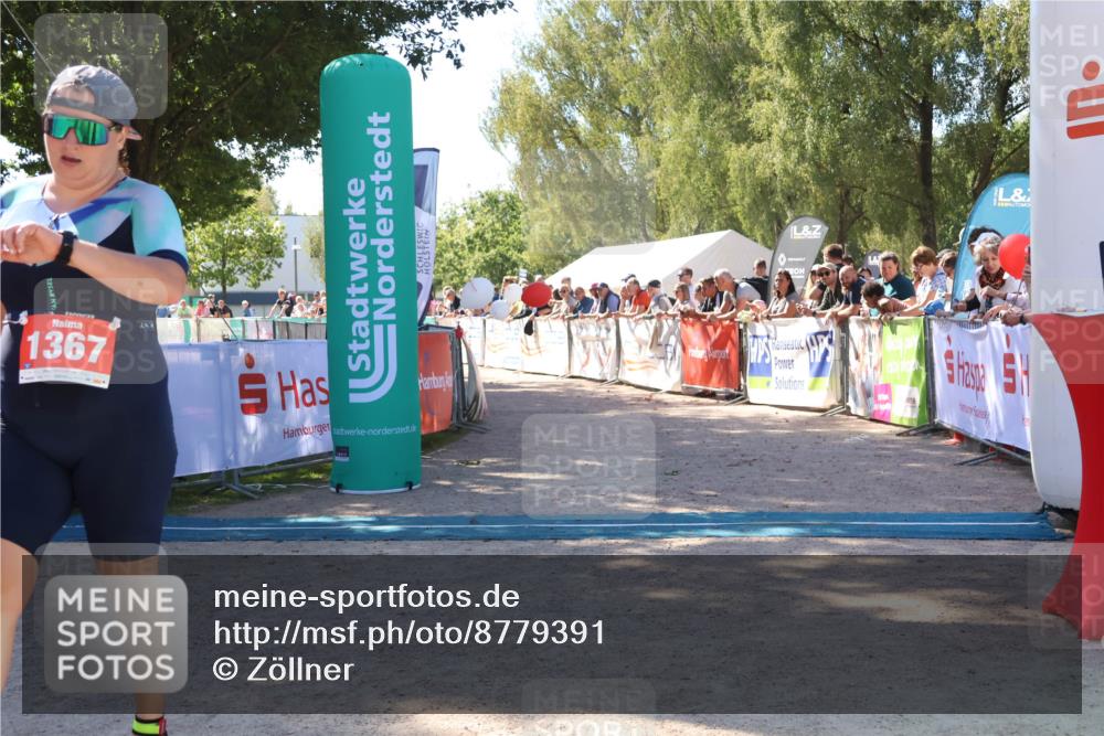07.09.2025 - 19. Norderstedt Triathlon Zöllner http://msf.ph/oto/8779391 07.09.2025 12:37:54 Ziel 1367 meine-sportfotos.de