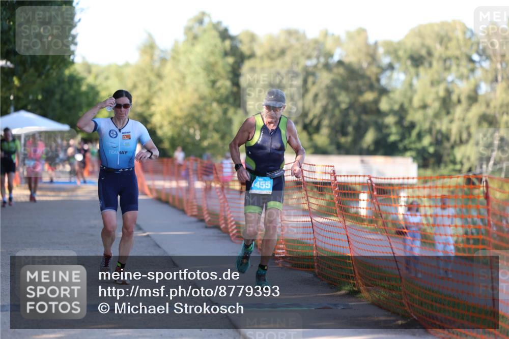 07.09.2025 - 19. Norderstedt Triathlon Michael Strokosch http://msf.ph/oto/8779393 07.09.2025 17:01:41 Laufen 903, 1455 meine-sportfotos.de