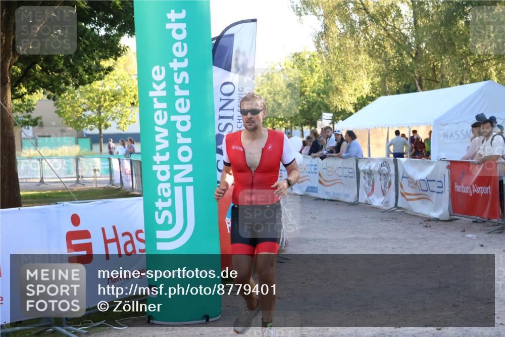 07.09.2025 - 19. Norderstedt Triathlon Zöllner http://msf.ph/oto/8779401 07.09.2025 17:30:20 Ziel 894, 1444 meine-sportfotos.de