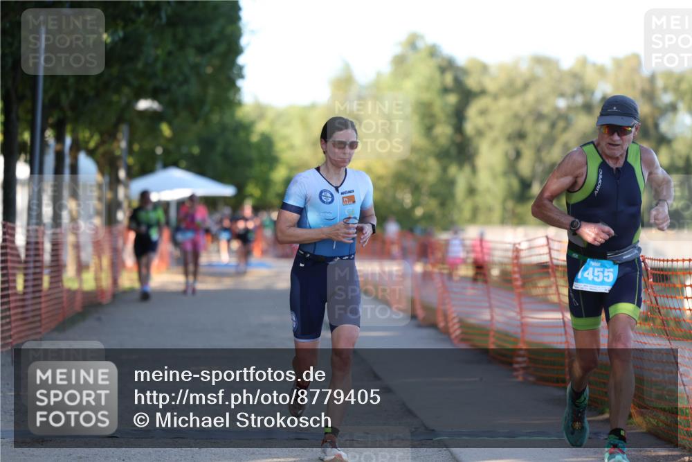 07.09.2025 - 19. Norderstedt Triathlon Michael Strokosch http://msf.ph/oto/8779405 07.09.2025 17:01:43 Laufen 903, 1455 meine-sportfotos.de