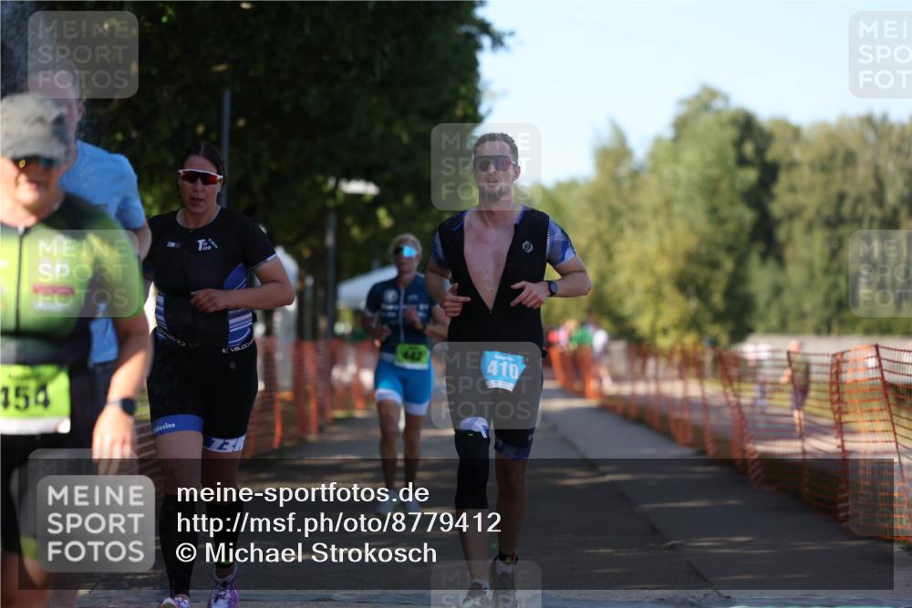 07.09.2025 - 19. Norderstedt Triathlon Michael Strokosch http://msf.ph/oto/8779412 07.09.2025 15:58:25 Laufen 442, 454, 1509 meine-sportfotos.de