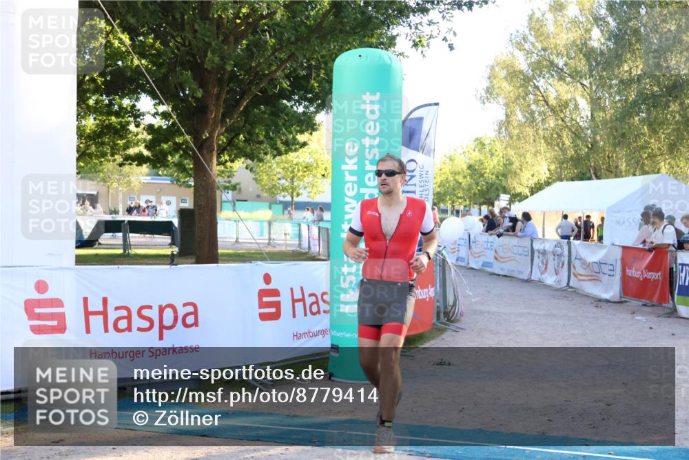 07.09.2025 - 19. Norderstedt Triathlon Zöllner http://msf.ph/oto/8779414 07.09.2025 17:30:21 Ziel 894 meine-sportfotos.de