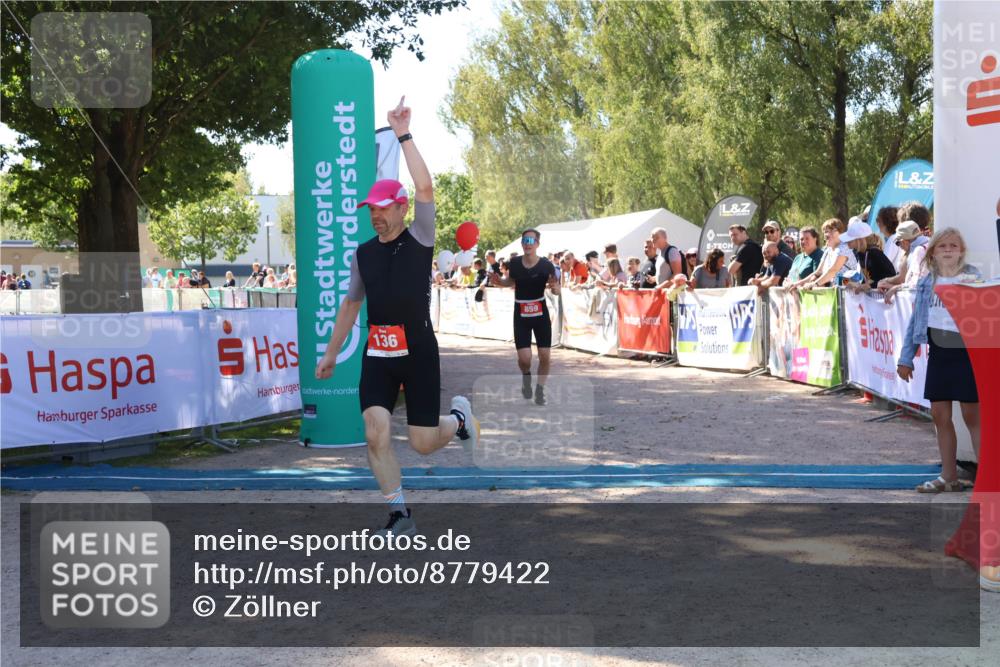 07.09.2025 - 19. Norderstedt Triathlon Zöllner http://msf.ph/oto/8779422 07.09.2025 12:38:30 Ziel 136, 859 meine-sportfotos.de