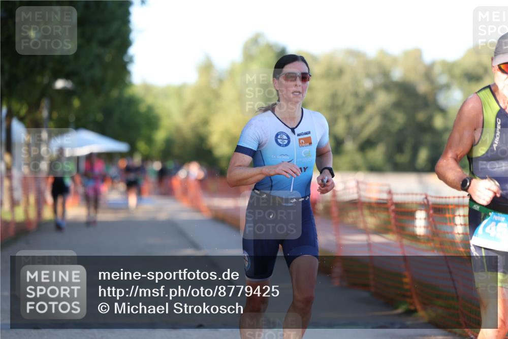 07.09.2025 - 19. Norderstedt Triathlon Michael Strokosch http://msf.ph/oto/8779425 07.09.2025 17:01:44 Laufen 903, 1455 meine-sportfotos.de