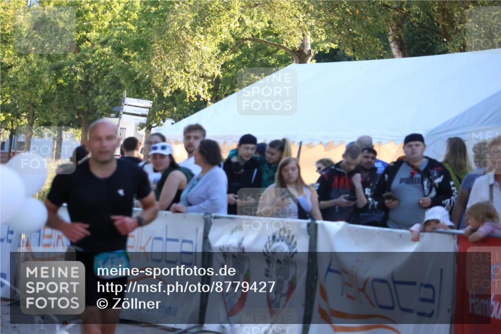 07.09.2025 - 19. Norderstedt Triathlon Zöllner http://msf.ph/oto/8779427 07.09.2025 17:31:12 Ziel 1420 meine-sportfotos.de