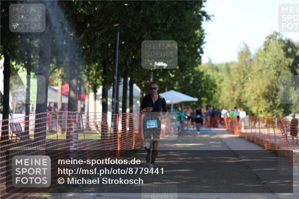 07.09.2025 - 19. Norderstedt Triathlon Michael Strokosch http://msf.ph/oto/8779441 07.09.2025 15:58:31 Laufen 442 meine-sportfotos.de