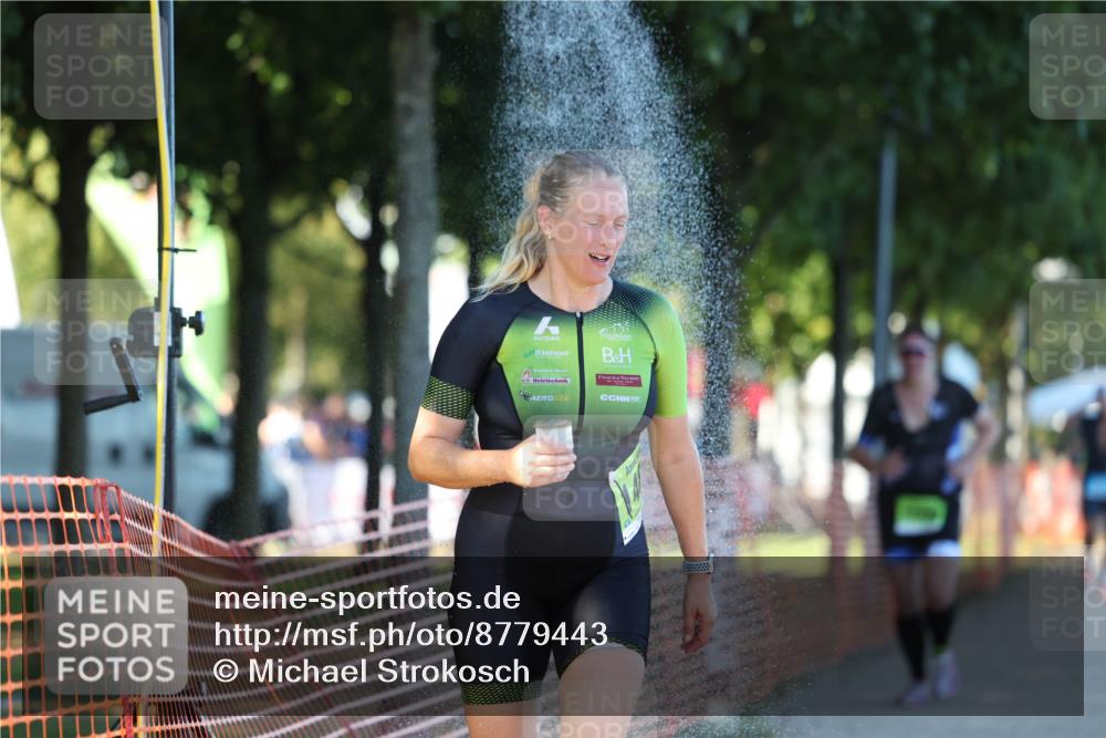 07.09.2025 - 19. Norderstedt Triathlon Michael Strokosch http://msf.ph/oto/8779443 07.09.2025 17:02:05 Laufen 897, 934, 1482 meine-sportfotos.de