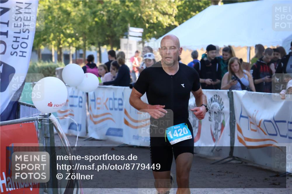 07.09.2025 - 19. Norderstedt Triathlon Zöllner http://msf.ph/oto/8779449 07.09.2025 17:31:13 Ziel 1420 meine-sportfotos.de