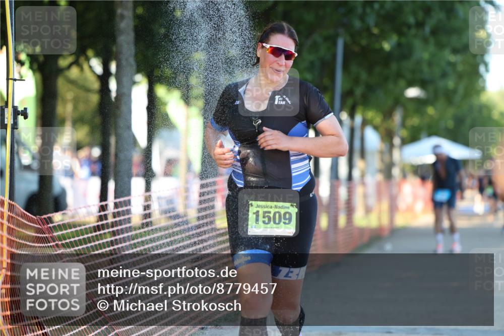 07.09.2025 - 19. Norderstedt Triathlon Michael Strokosch http://msf.ph/oto/8779457 07.09.2025 17:02:08 Laufen 1472 meine-sportfotos.de