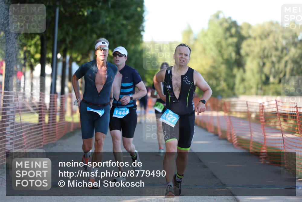 07.09.2025 - 19. Norderstedt Triathlon Michael Strokosch http://msf.ph/oto/8779490 07.09.2025 17:02:18 Laufen 396, 1427, 1444, 1472, 1613 meine-sportfotos.de