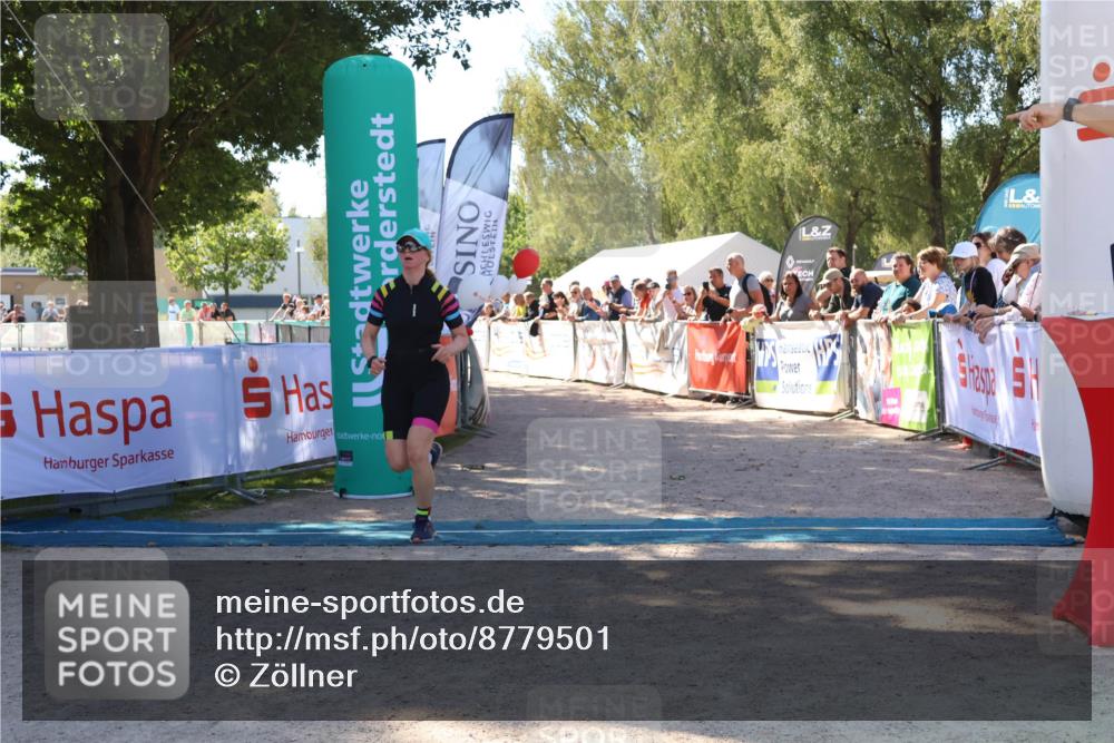 07.09.2025 - 19. Norderstedt Triathlon Zöllner http://msf.ph/oto/8779501 07.09.2025 12:38:47 Ziel 299 meine-sportfotos.de