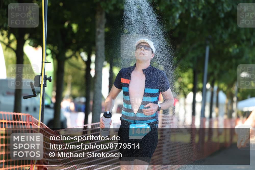 07.09.2025 - 19. Norderstedt Triathlon Michael Strokosch http://msf.ph/oto/8779514 07.09.2025 17:02:20 Laufen 396, 1427, 1444, 1472, 1476, 1613 meine-sportfotos.de