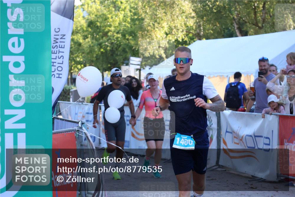 07.09.2025 - 19. Norderstedt Triathlon Zöllner http://msf.ph/oto/8779535 07.09.2025 17:31:55 Ziel 914, 1400, 1442 meine-sportfotos.de