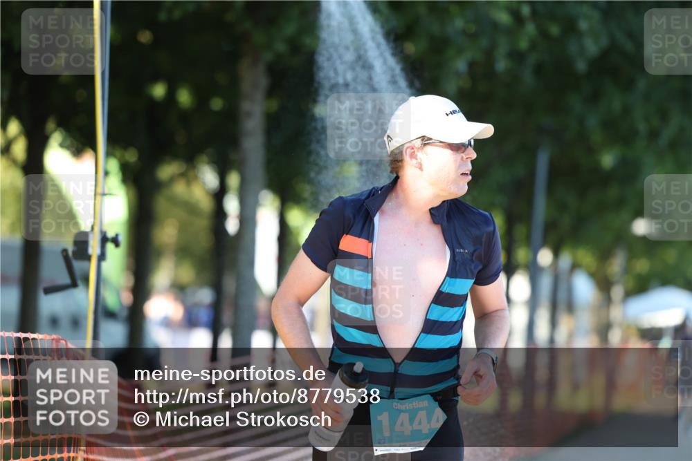 07.09.2025 - 19. Norderstedt Triathlon Michael Strokosch http://msf.ph/oto/8779538 07.09.2025 17:02:21 Laufen 396, 1427, 1444, 1476, 1613 meine-sportfotos.de
