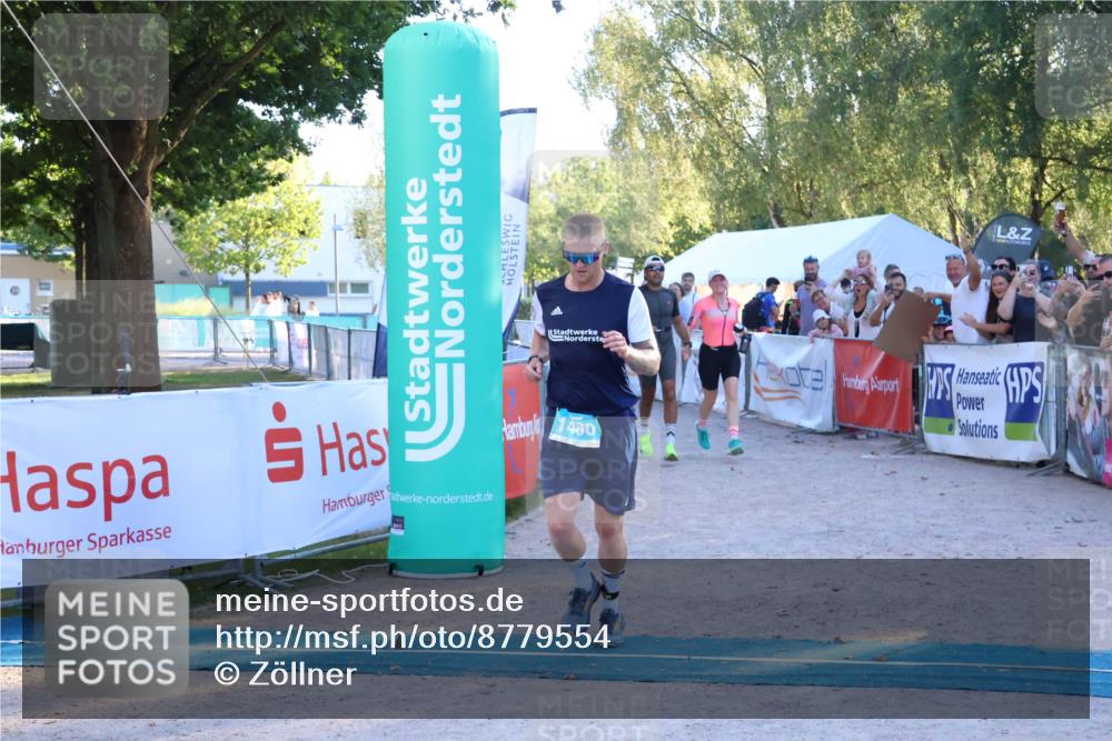 07.09.2025 - 19. Norderstedt Triathlon Zöllner http://msf.ph/oto/8779554 07.09.2025 17:31:57 Ziel 914, 1400, 1442 meine-sportfotos.de