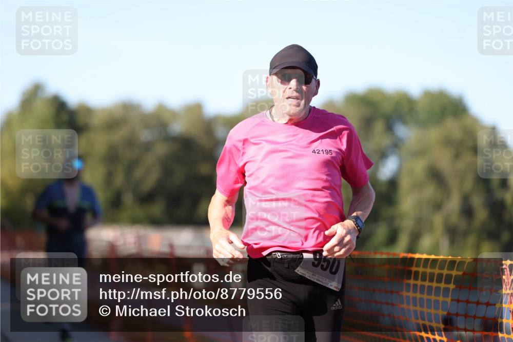 07.09.2025 - 19. Norderstedt Triathlon Michael Strokosch http://msf.ph/oto/8779556 07.09.2025 17:02:25 Laufen 878, 1086, 1476, 1613 meine-sportfotos.de