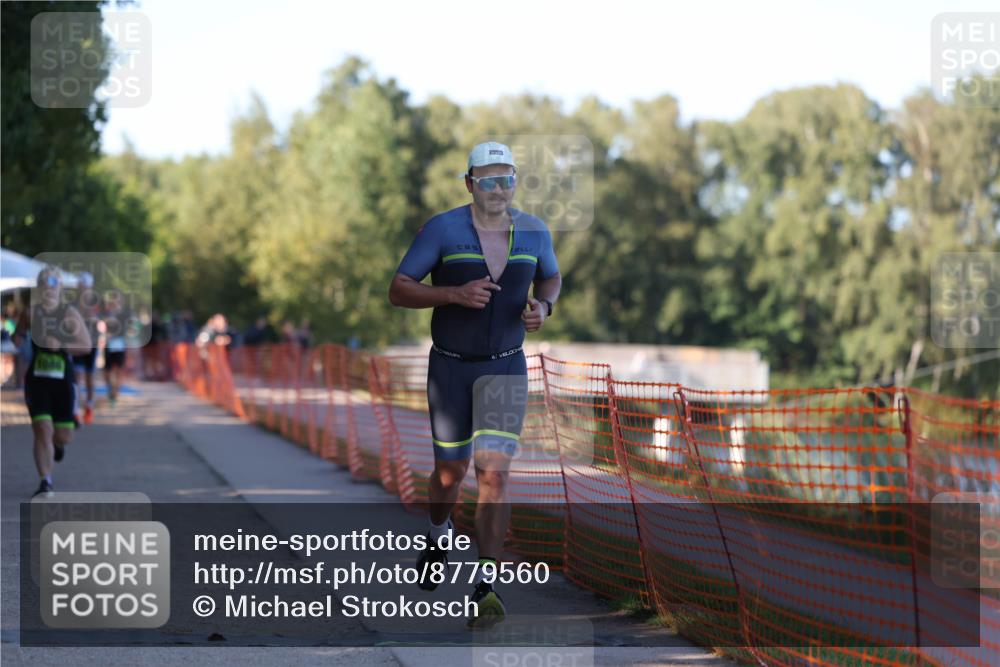 07.09.2025 - 19. Norderstedt Triathlon Michael Strokosch http://msf.ph/oto/8779560 07.09.2025 17:02:27 Laufen 878, 1086, 1476 meine-sportfotos.de